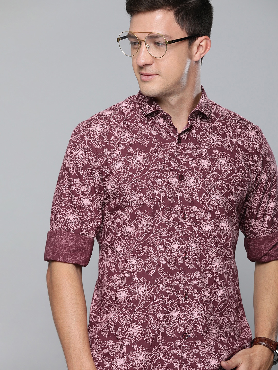 

Mast & Harbour Men Burgundy Regular Fit Floral Printed Casual Shirt