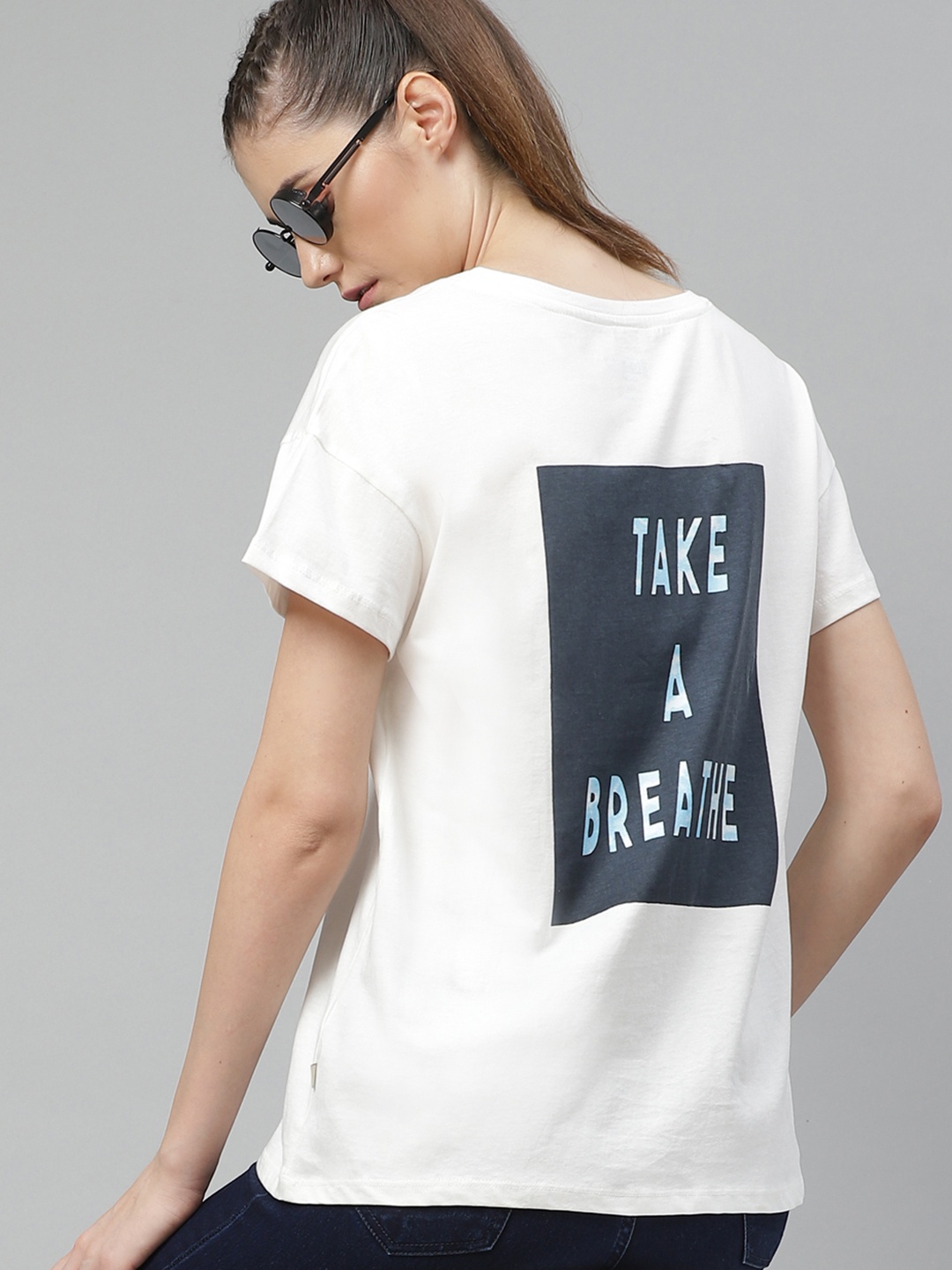 

The Roadster Lifestyle Co Women White & Navy Blue Printed Round Neck T-shirt