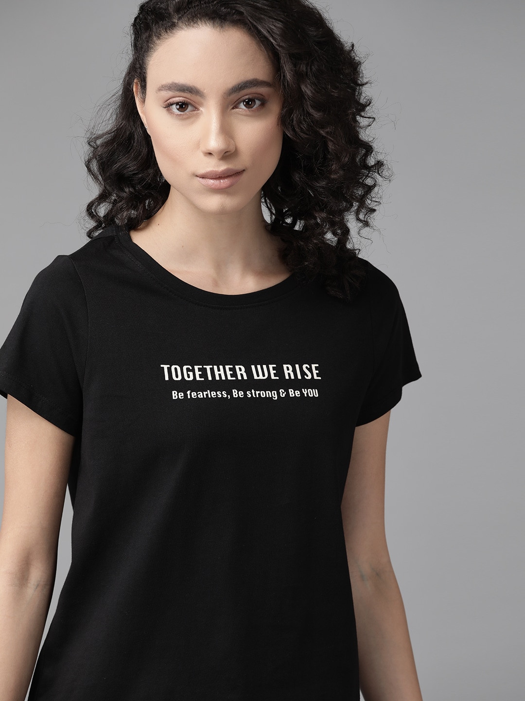 

The Roadster Lifestyle Co Women Black Printed Round Neck Pure Cotton T-shirt