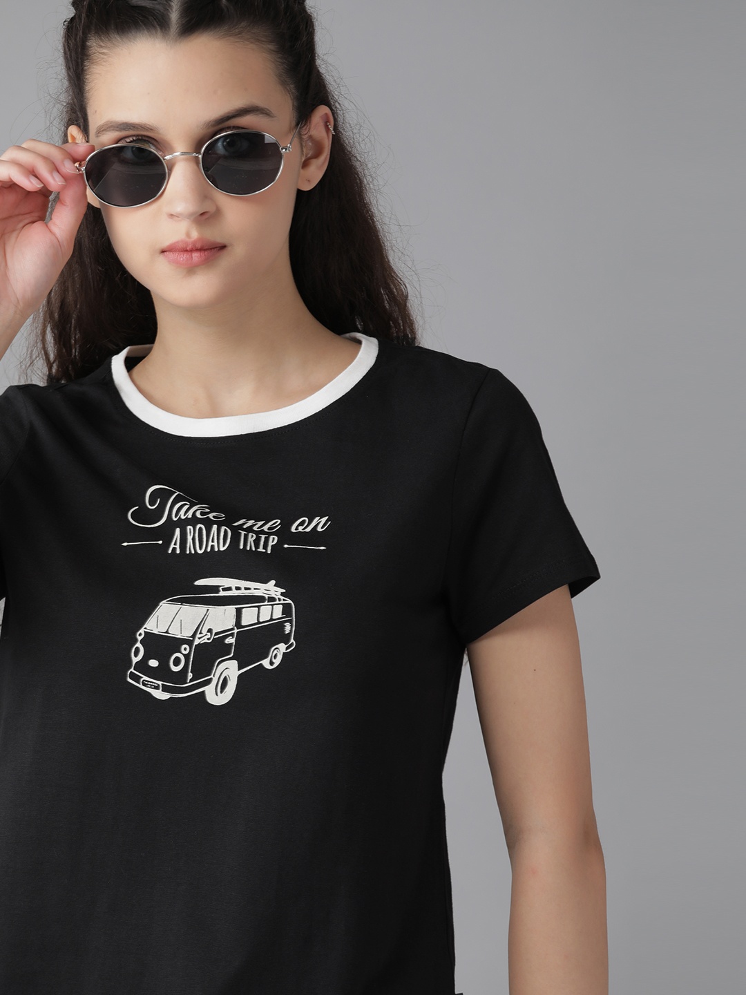 

The Roadster Lifestyle Co Women Black Pure Cotton Typography Printed Round Neck T-shirt