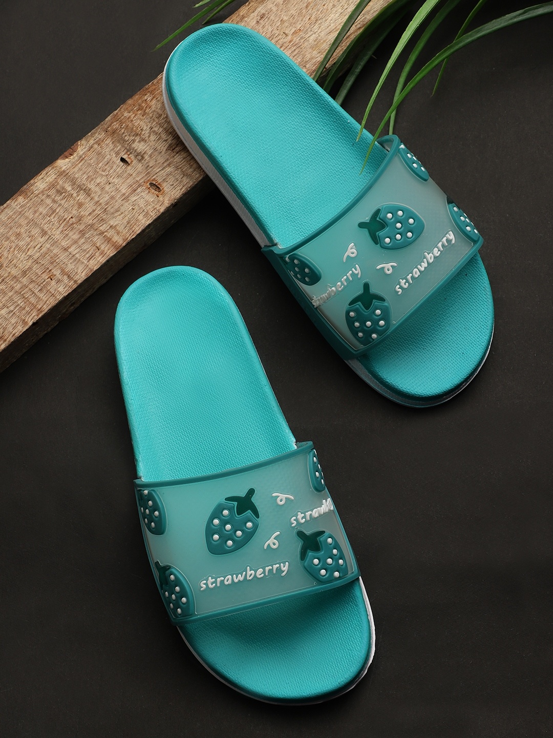 

Pampy Angel Women Blue & White Strawberry Patterned Sliders