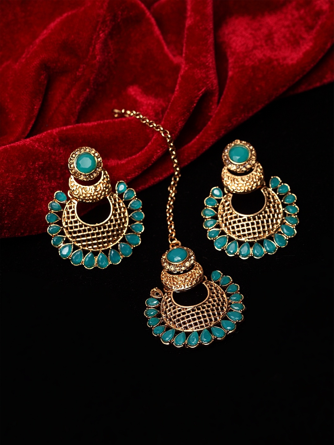 

PANASH Gold-Plated & Turquoise Blue Jewellery Set