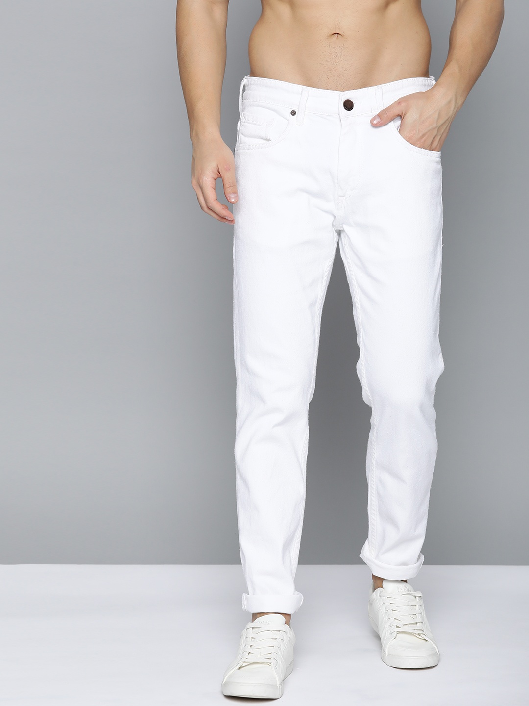 

HERE&NOW Men White Slim Fit Mid-Rise Clean Look Stretchable Jeans