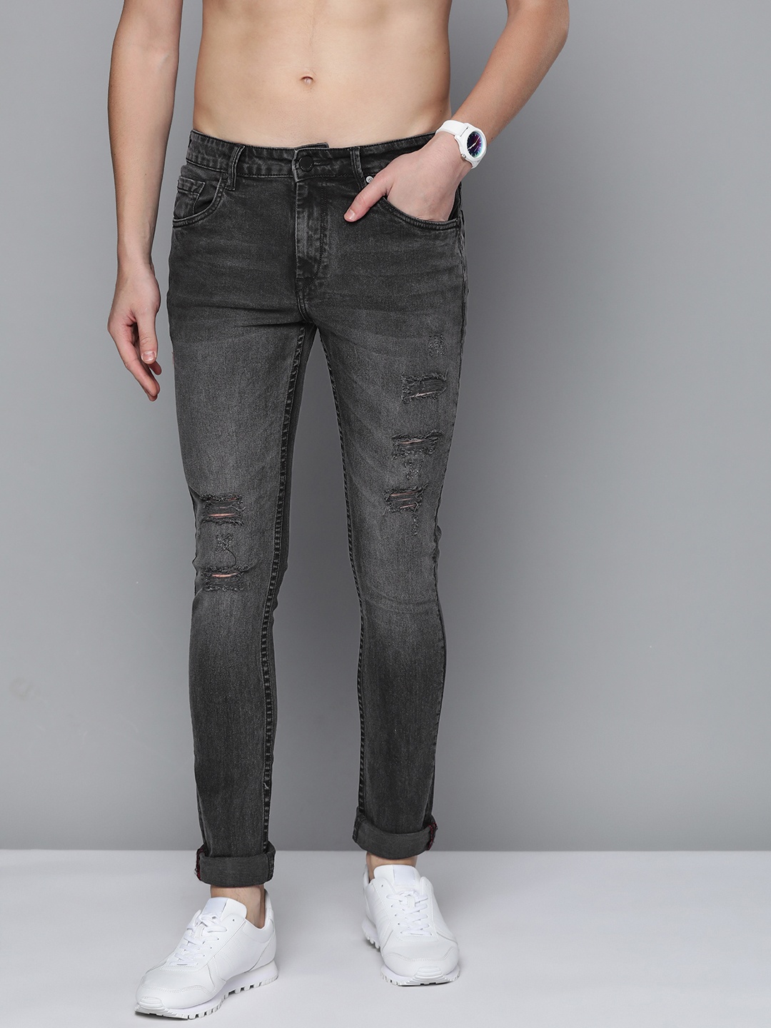 

HERE&NOW Men Charcoal Grey Mid-Rise Mildly Distressed Stretchable Jeans
