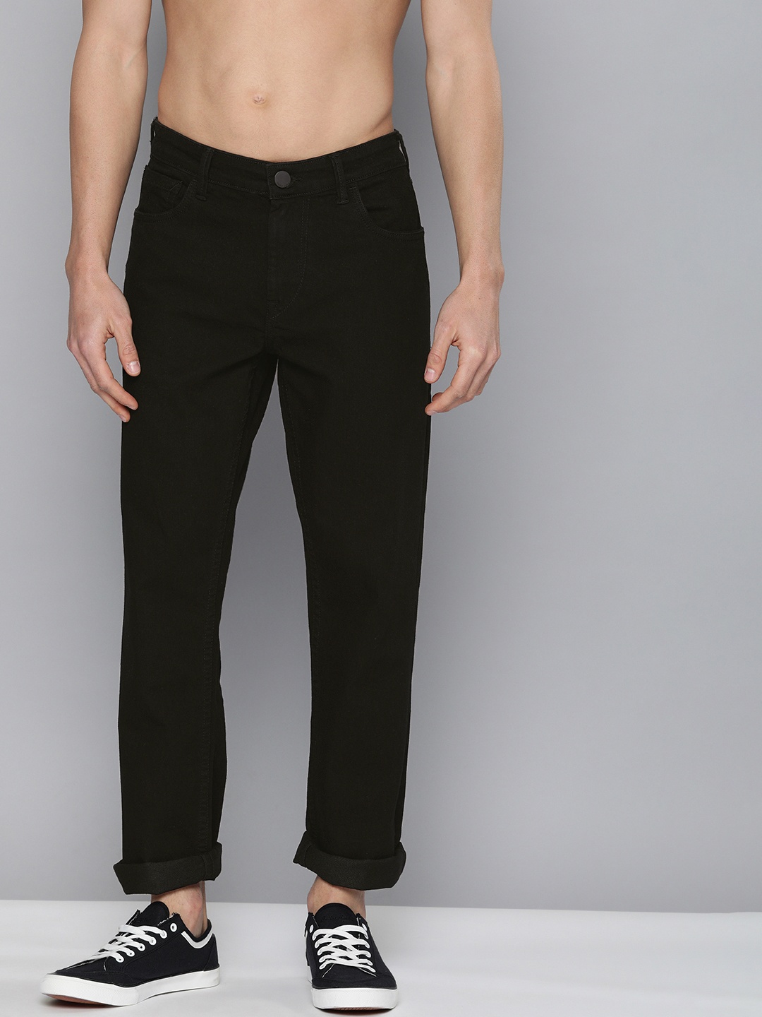 

HERE&NOW Men Black Slim Fit Mid-Rise Clean Look Stretchable Jeans