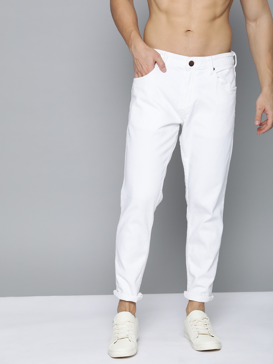

HERE&NOW Men White Slim Tapered Fit Mid-Rise Clean Look Stretchable Jeans