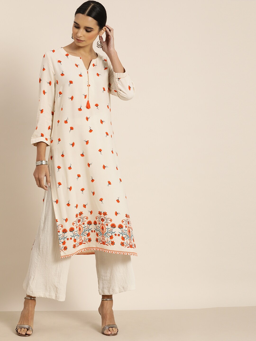 

all about you Women Off White Floral Printed Tasseled Kurta