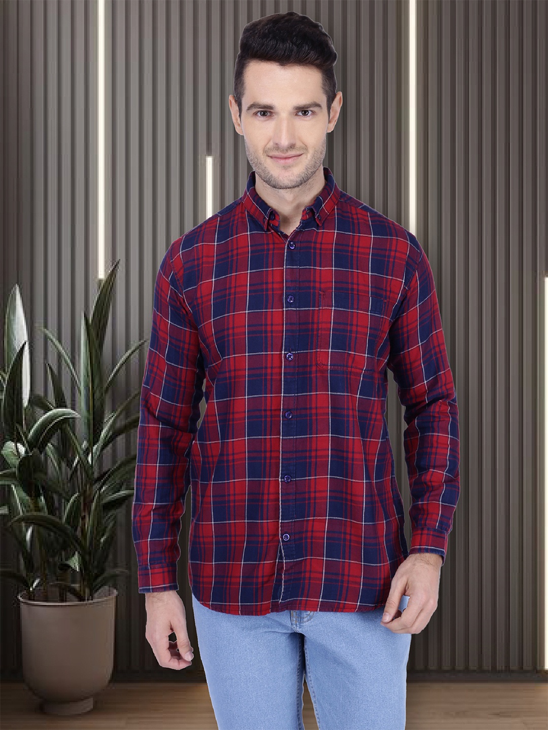 

Kuons Avenue Men Maroon & Navy Blue Slim Fit Checked Casual Shirt