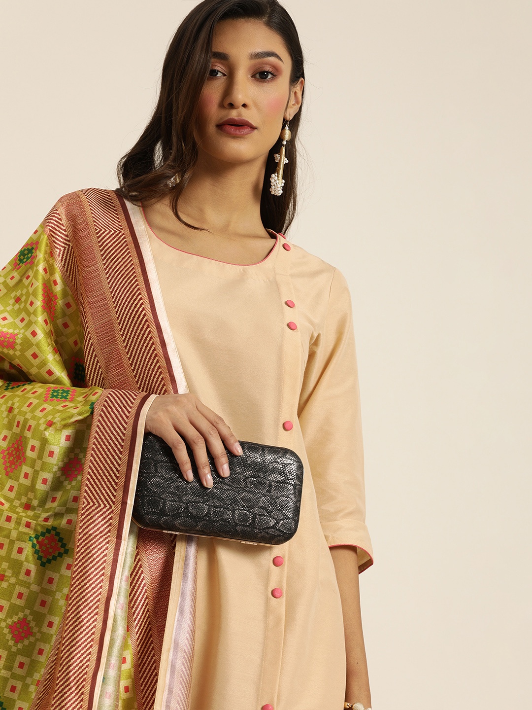 

all about you Women Peach-Coloured Solid Kurta with Trousers & Dupatta