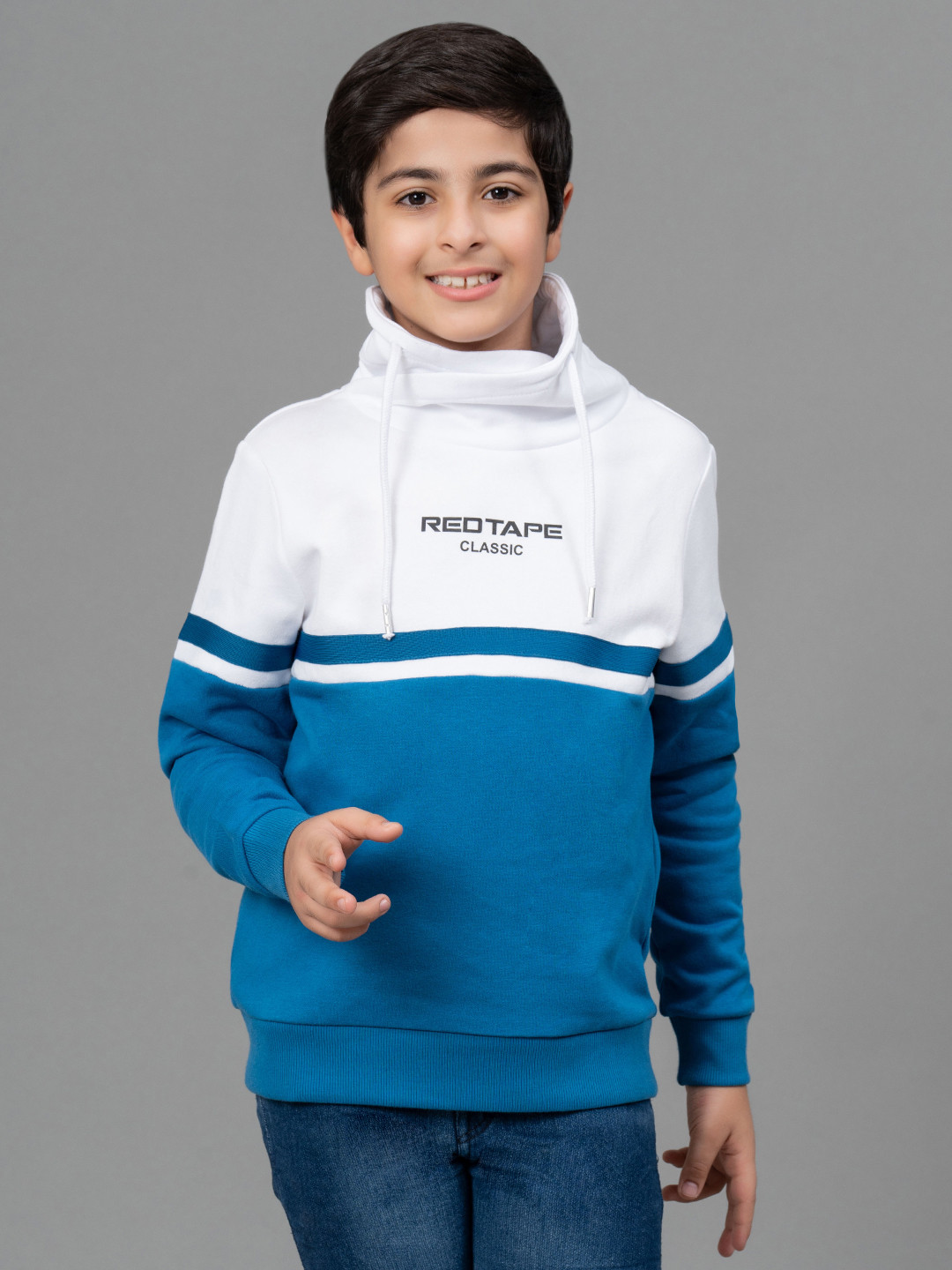 

Red Tape Boys Blue & White Colourblocked Sweatshirt