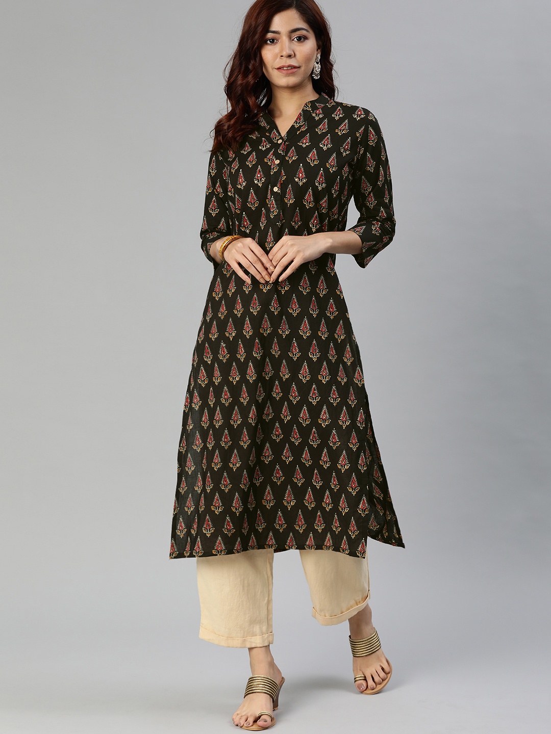 

Divena Women Black & Red Printed Straight Kurta