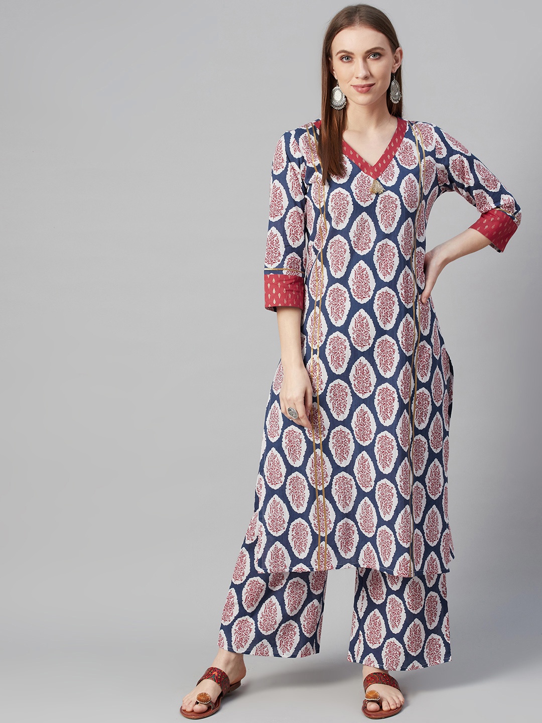 

ZIYAA Women Navy Blue & White Printed Pure Cotton Kurta with Palazzos