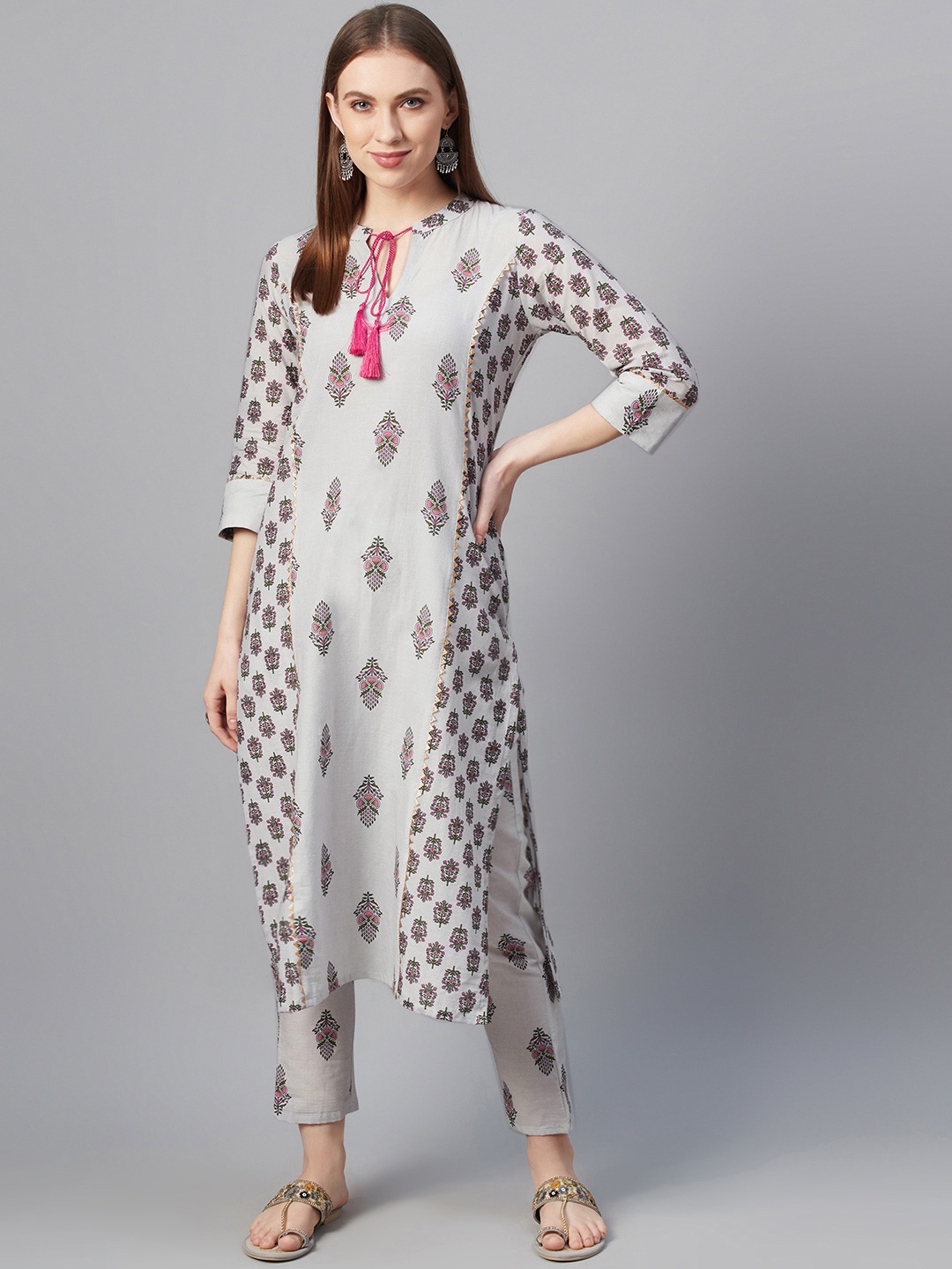 

ZIYAA Women Grey & Pink Cotton Printed Panelled Kurta with Trousers