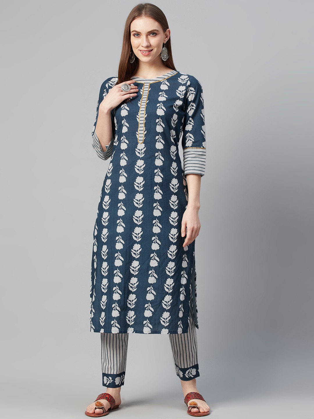 

ZIYAA Women Navy Blue Ethnic Motifs Screen Print Pure Cotton Kurta with Trousers