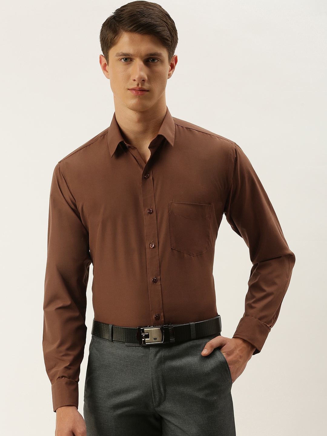 

English Navy Men Brown Slim Fit Solid Formal Shirt