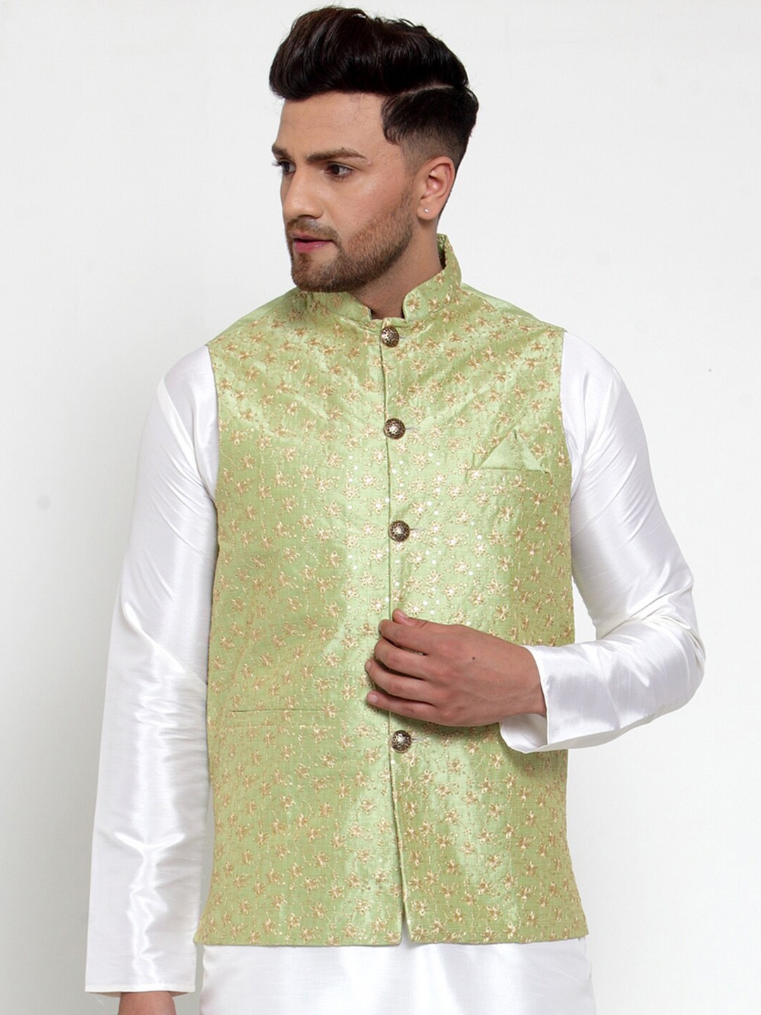 

Jompers Men Green & Gold-Coloured Embellished Nehru Jacket
