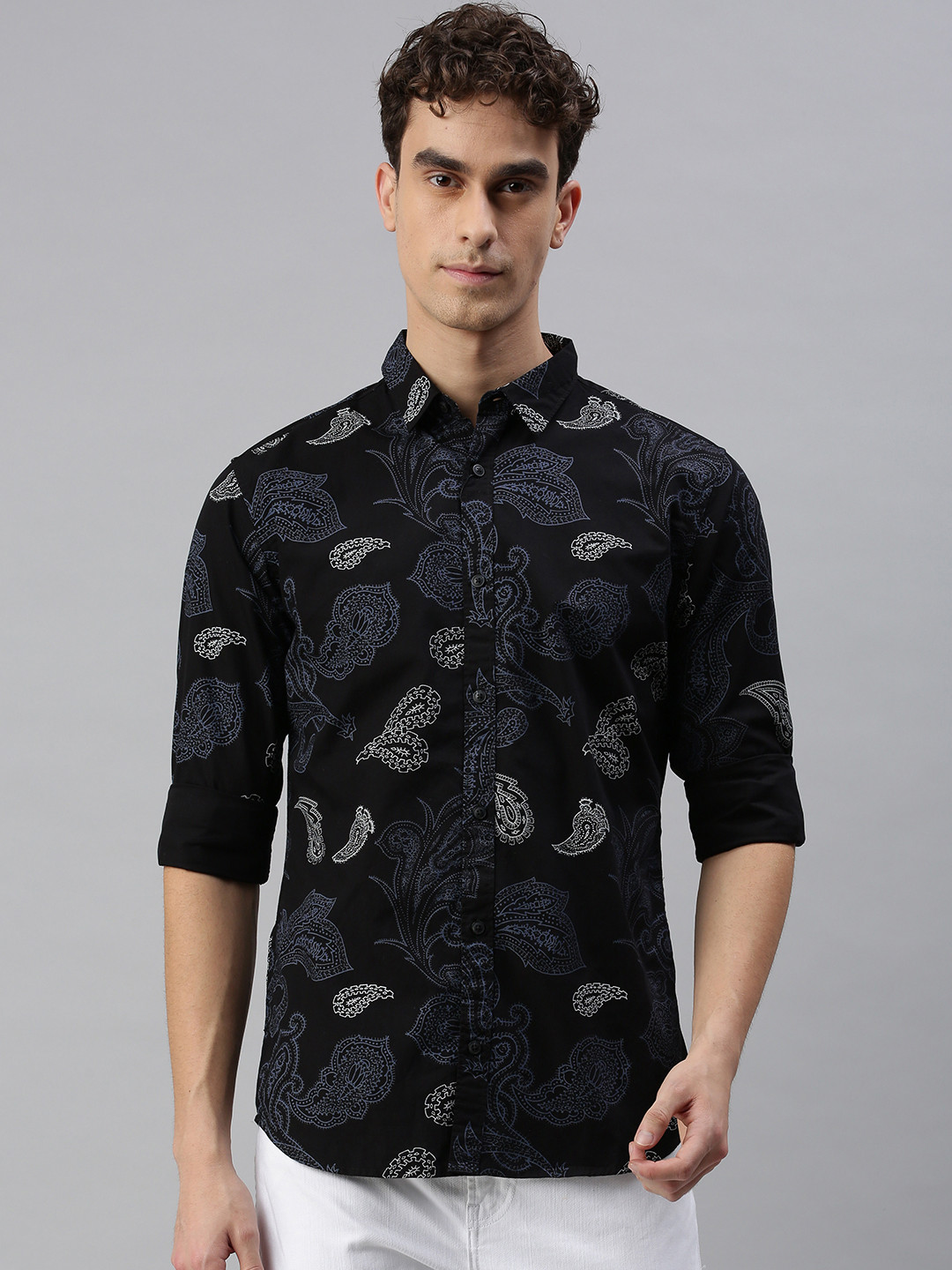 

Jack & Jones Men Black & Blue Slim Fit Printed Casual Shirt