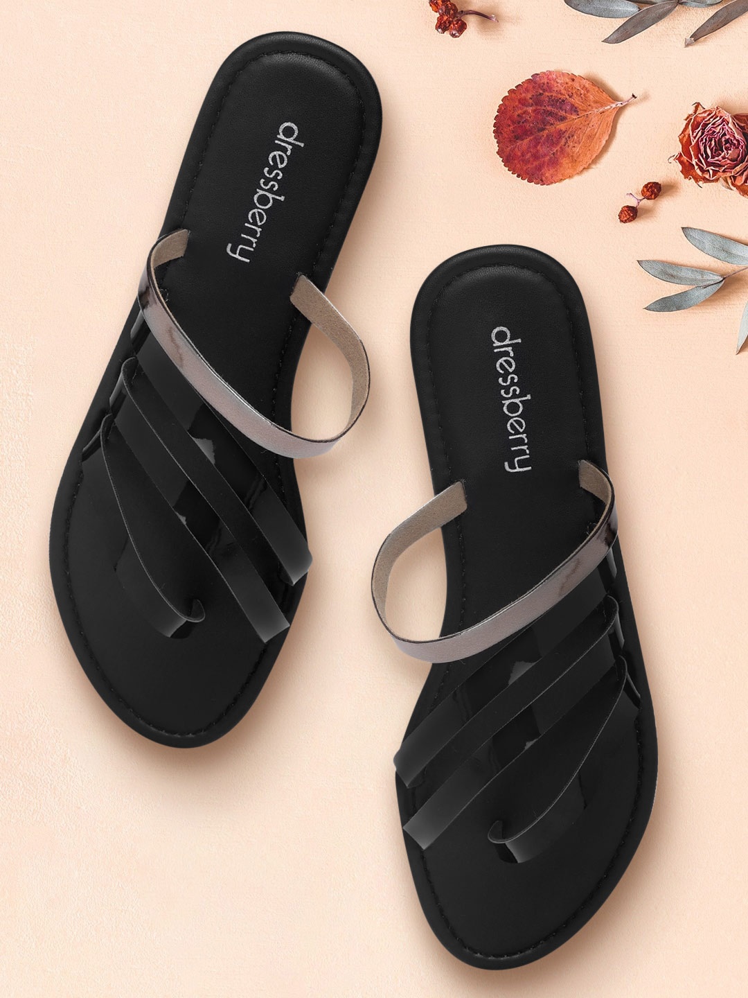 

DressBerry Women Black & Rose Gold-Toned Solid Strappy Open Toe Flats