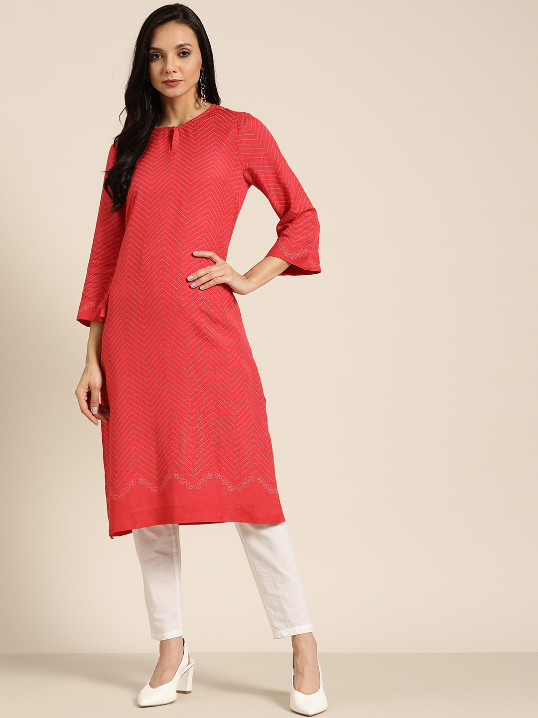 

Moda Rapido Women Red & White Chevron Printed Straight Kurta