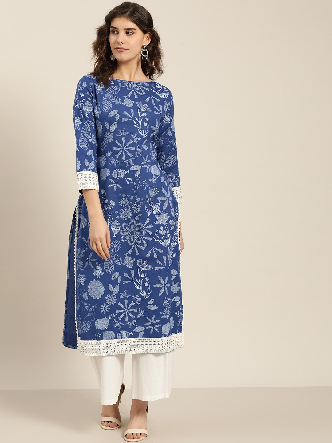 

Moda Rapido Women Blue & Off-White Floral Print Straight Kurta