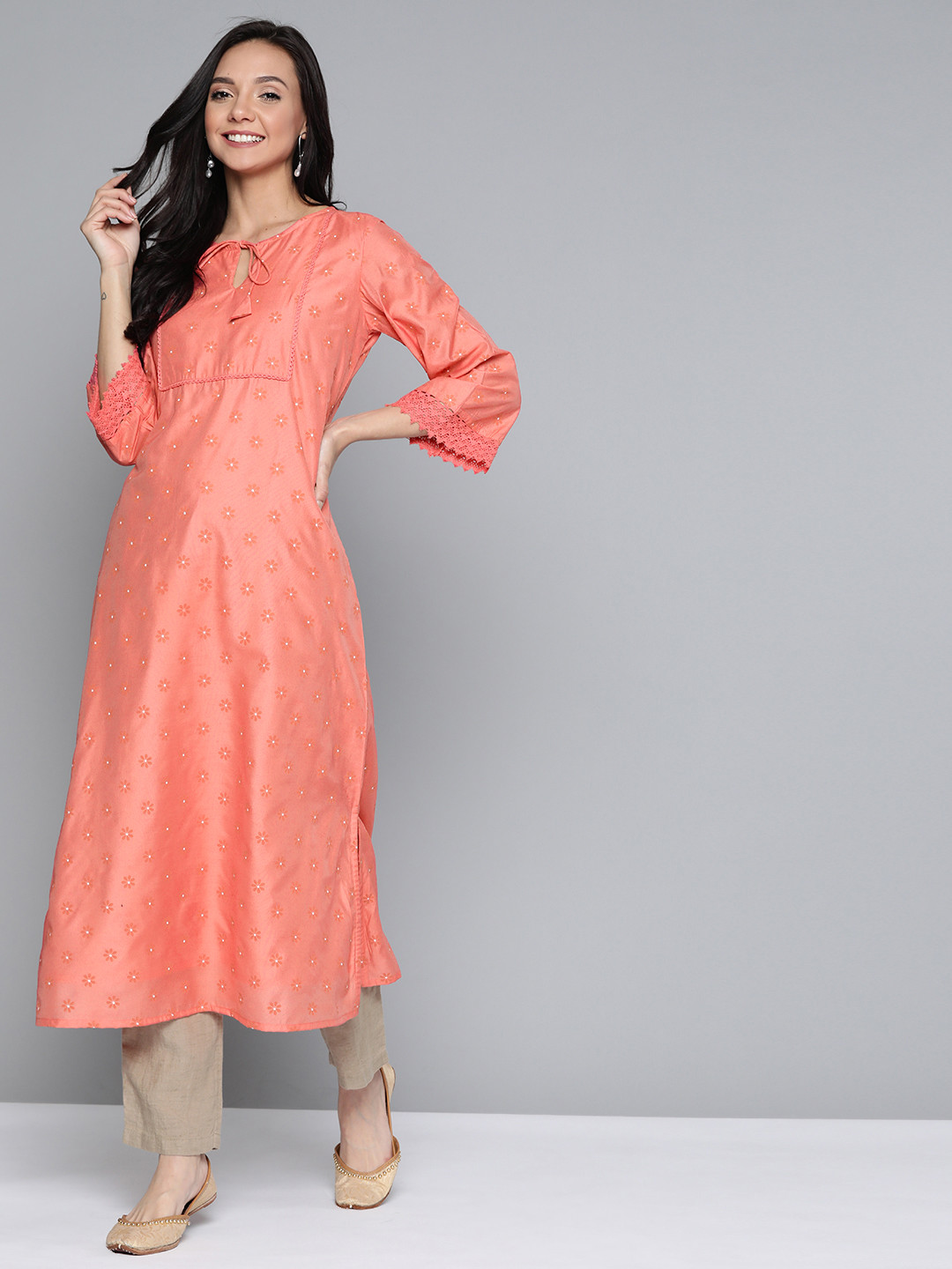 

HERE&NOW Women Pink Floral Printed Straight Kurta