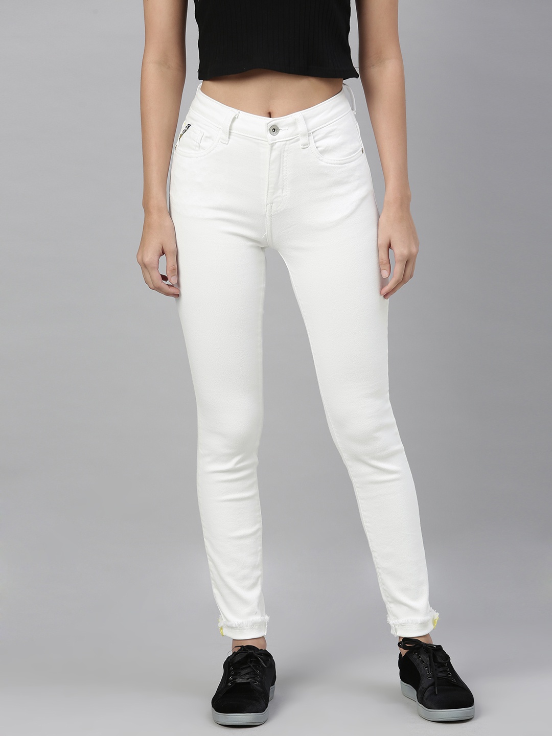 

Nautica Women White Skinny Fit Mid-Rise Clean Look Stretchable Jeans