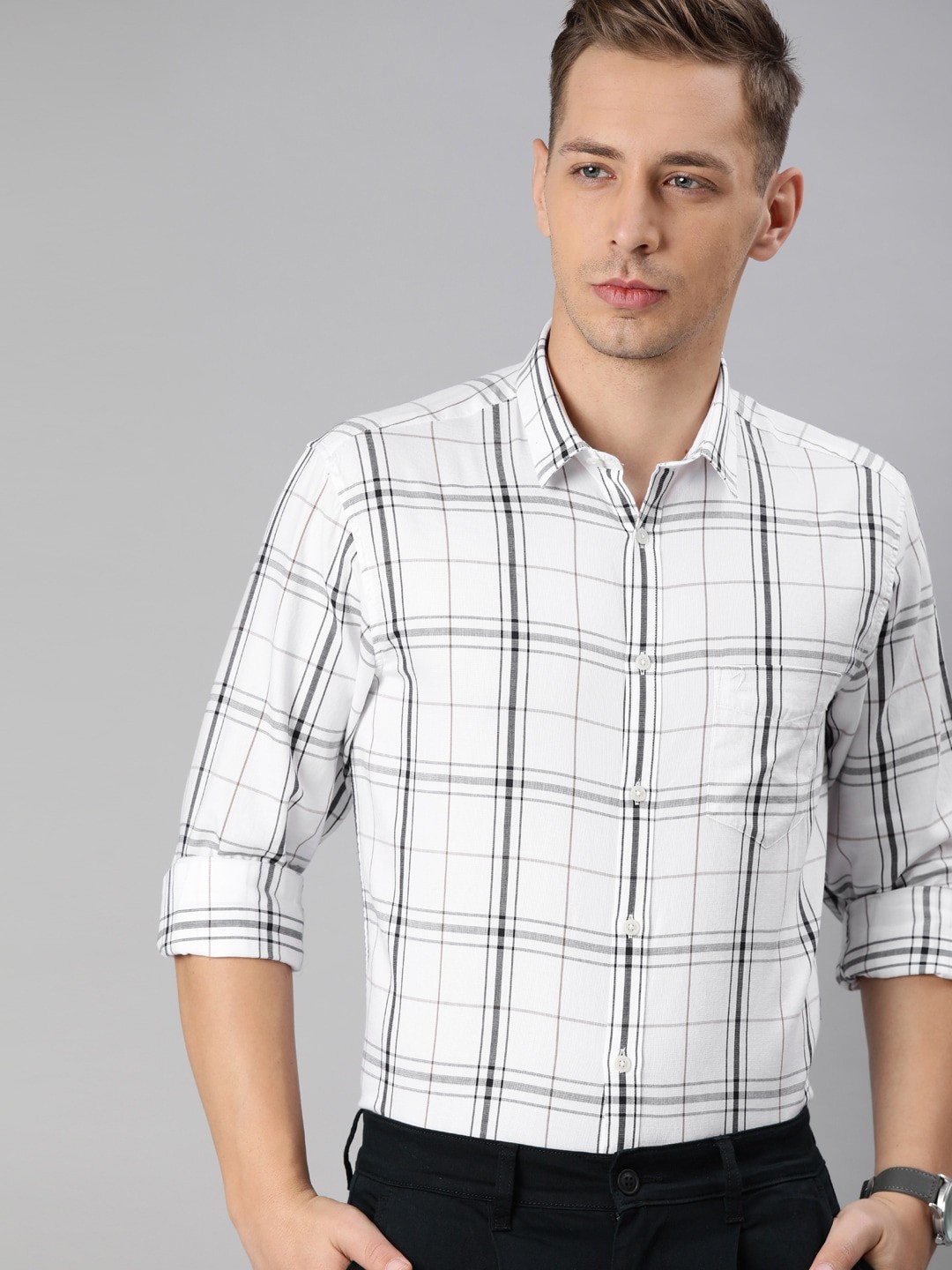 

Indian Terrain Men White & Black Slim Fit Checked Smart Casual Shirt