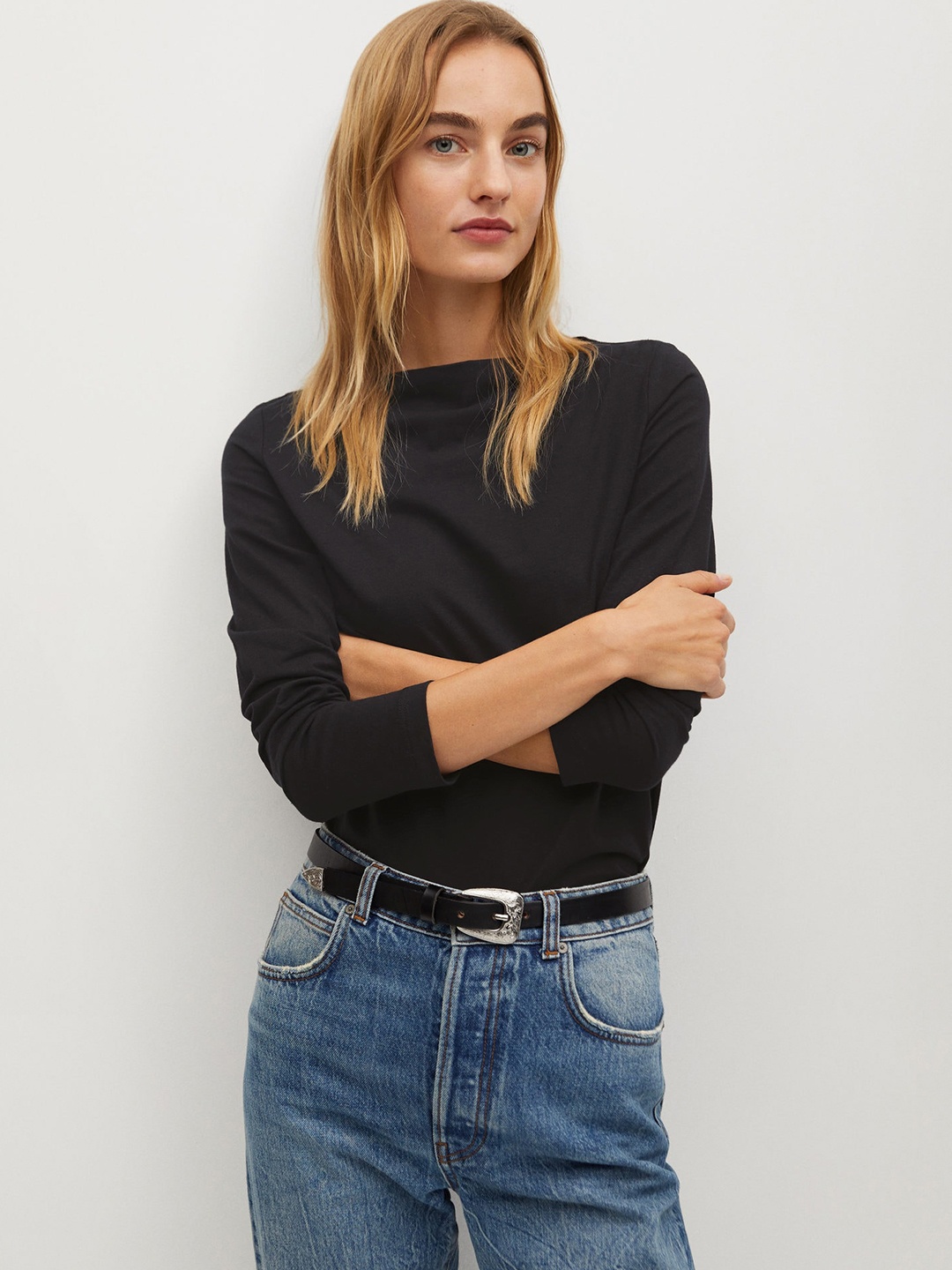 

MANGO Women Black Pure Organic Cotton Solid Boat Neck Organic Cotton T-shirt