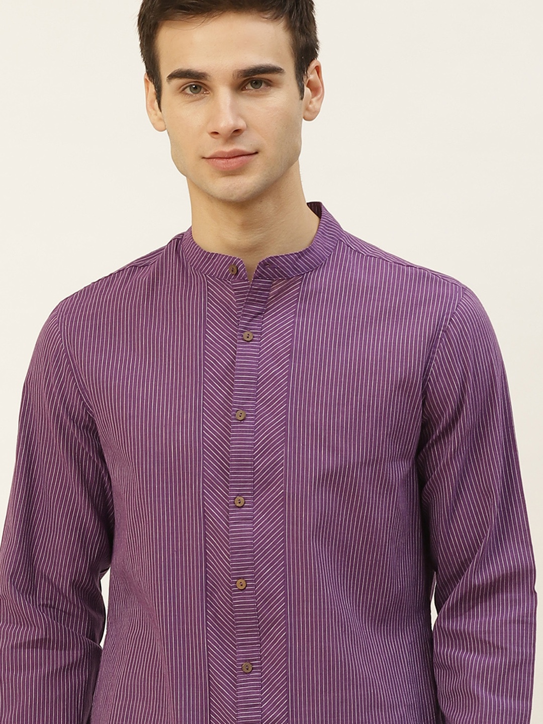 

House of Pataudi Men Purple & White Striped Pure Cotton Kurta with Trousers