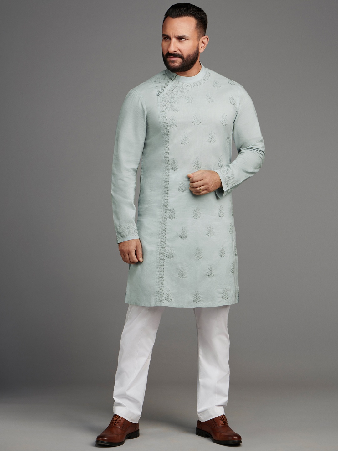 

House of Pataudi Men Grey Ethnic Motifs Embroidered Thread Work Kurta
