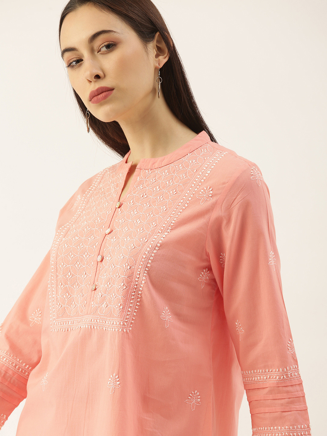 

House of Pataudi Women Peach Authentic Hand-Embroidered Chikankari Kurti