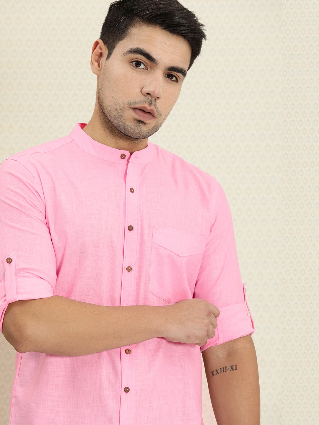 

House of Pataudi Men Pink Regular Fit Solid Casual Shirt