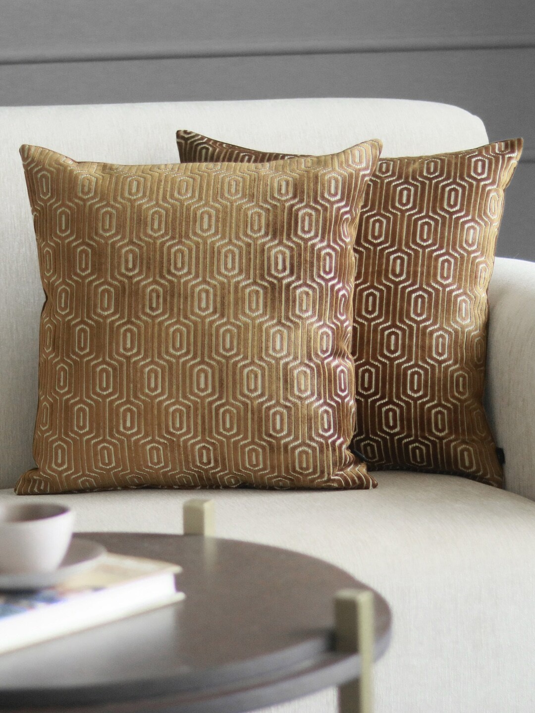 

GM Brown Set of 2 Geometric Velvet Square Cushion Covers
