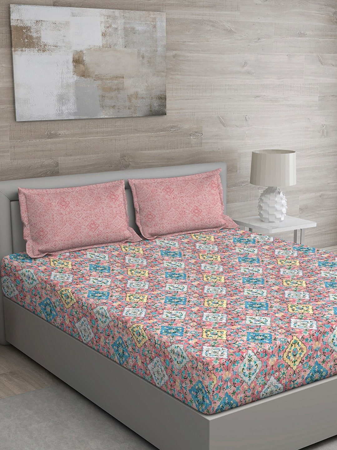 

GM Pink Ethnic Motifs 150 TC Cotton 1 Super queen Bedsheet with 2 Pillow Covers