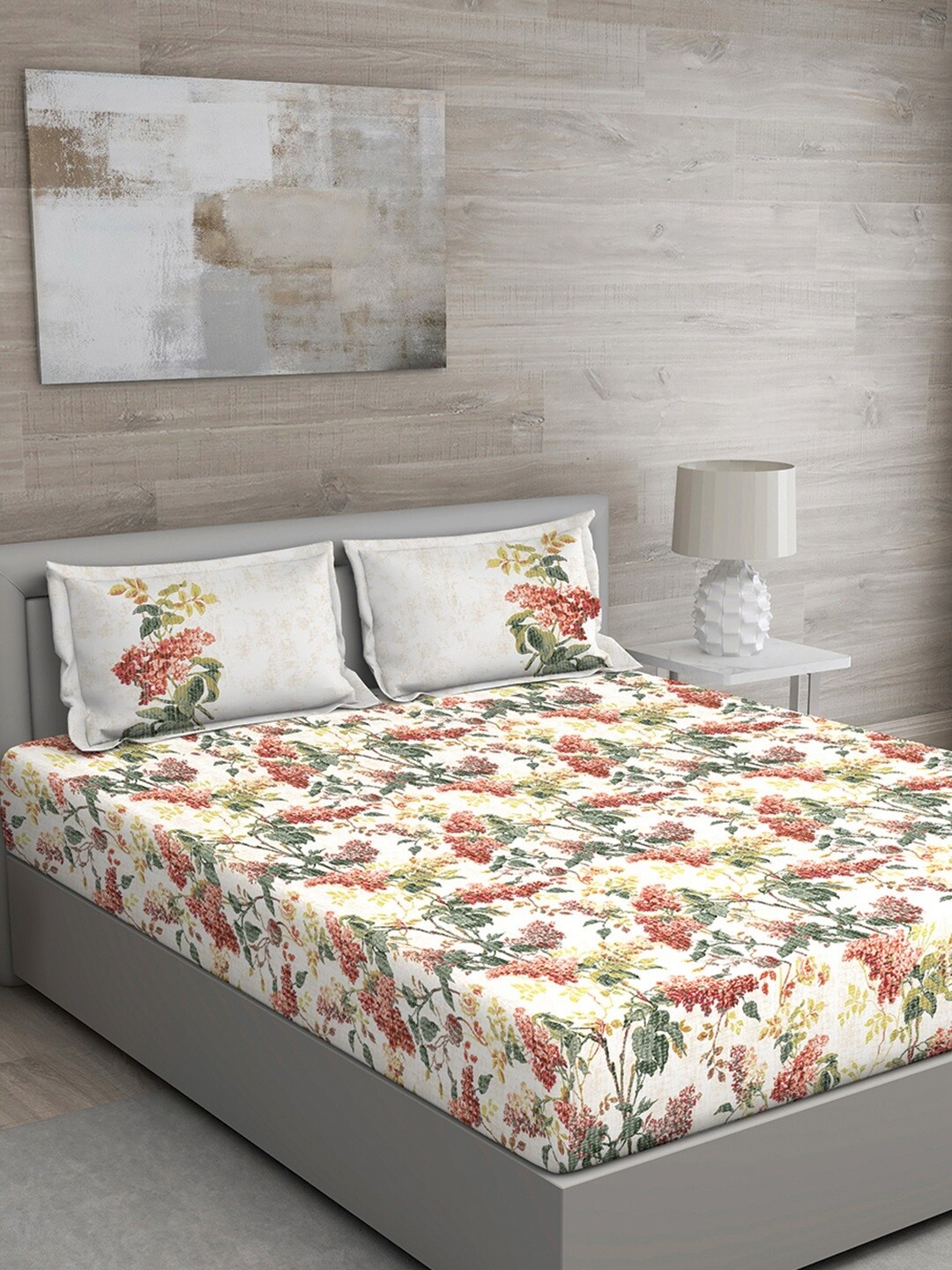 

GM Cream-Coloured & Orange Floral 150 TC Cotton 1 Super Queen Bedsheet & 2 Pillow Covers