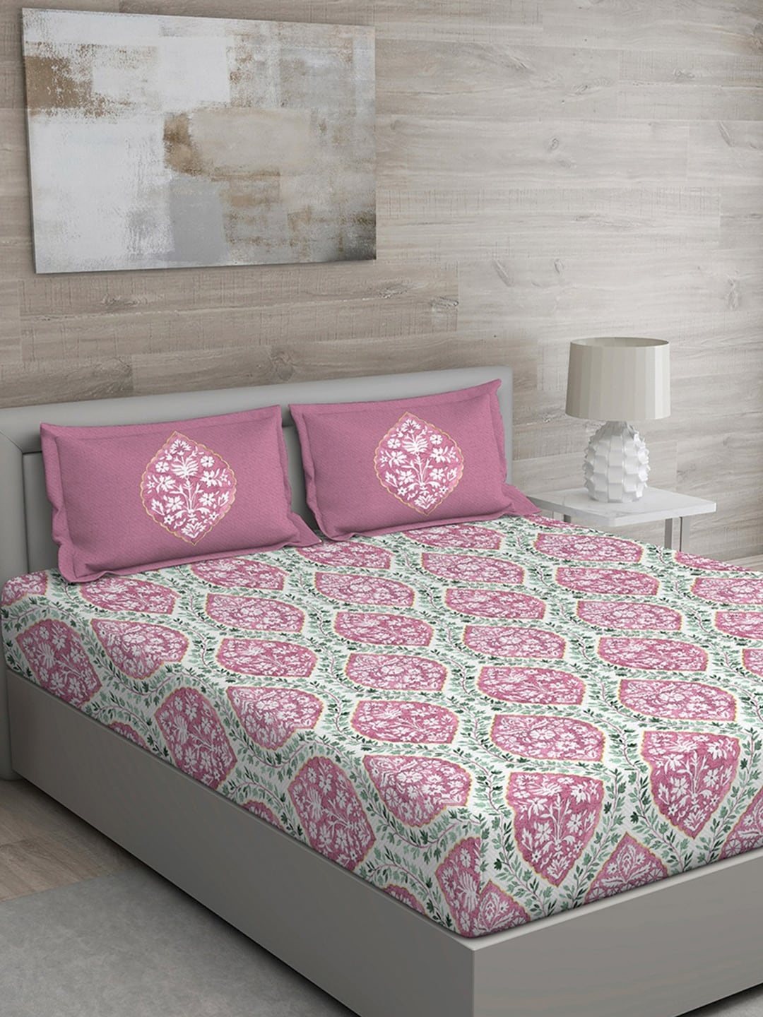 

GM Pink & Green Floral 150 TC Cotton 1 Super Queen Bedsheet with 2 Pillow Covers