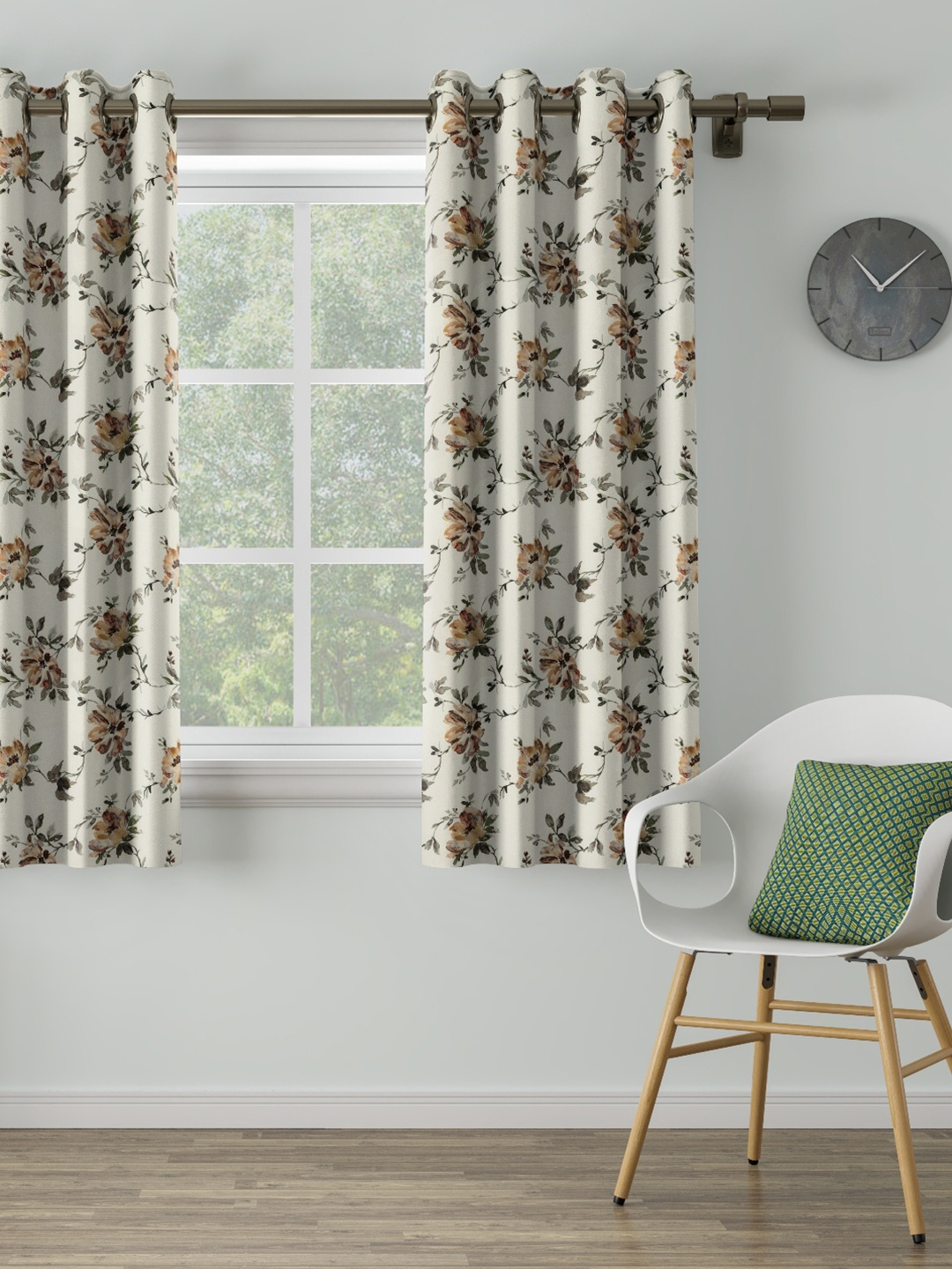 DDecor Cream-Coloured Single Window Curtain