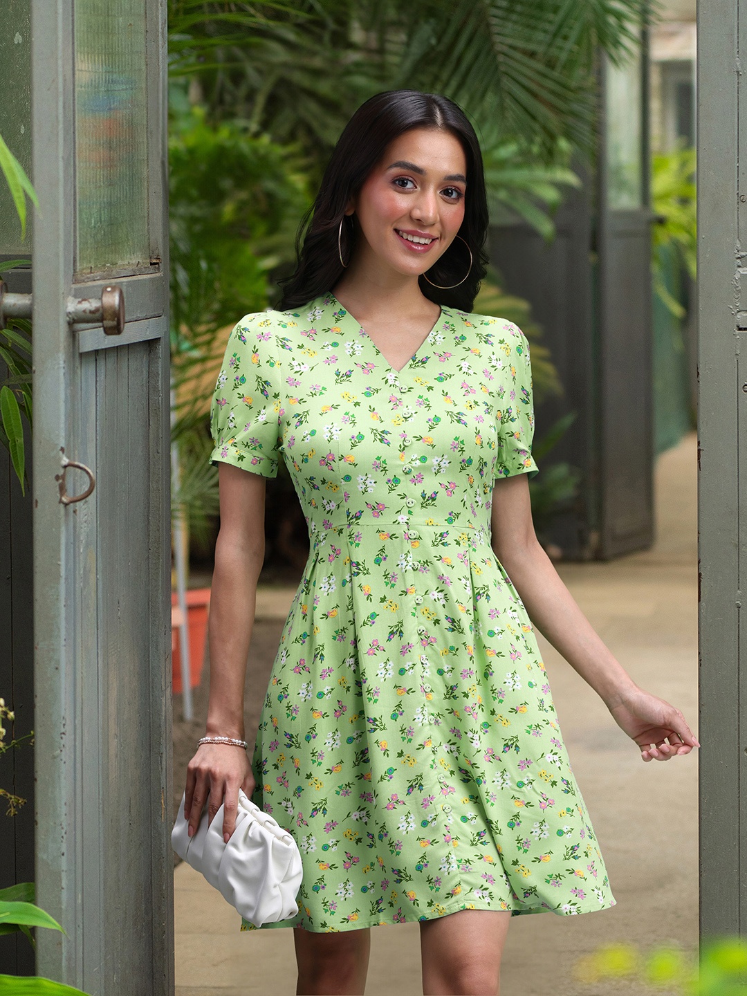 

DressBerry Green & Yellow Floral Printed Fit and Flare ECOVERO Dress