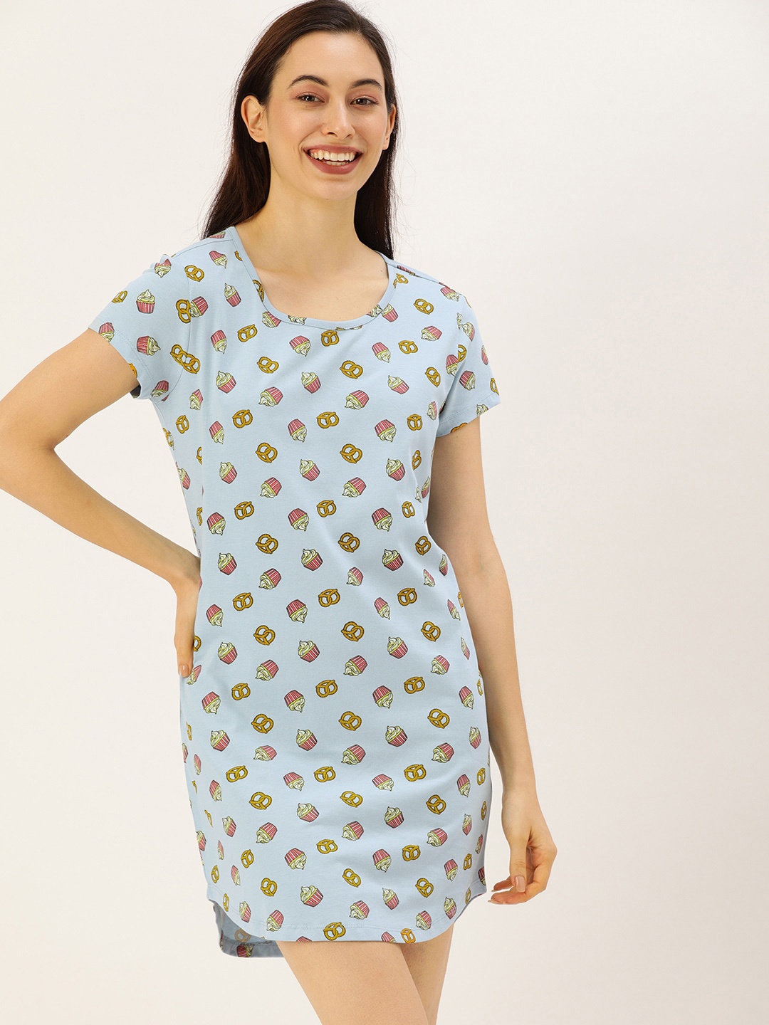 

DressBerry Blue& Red Cup Cake Printed Nightdress