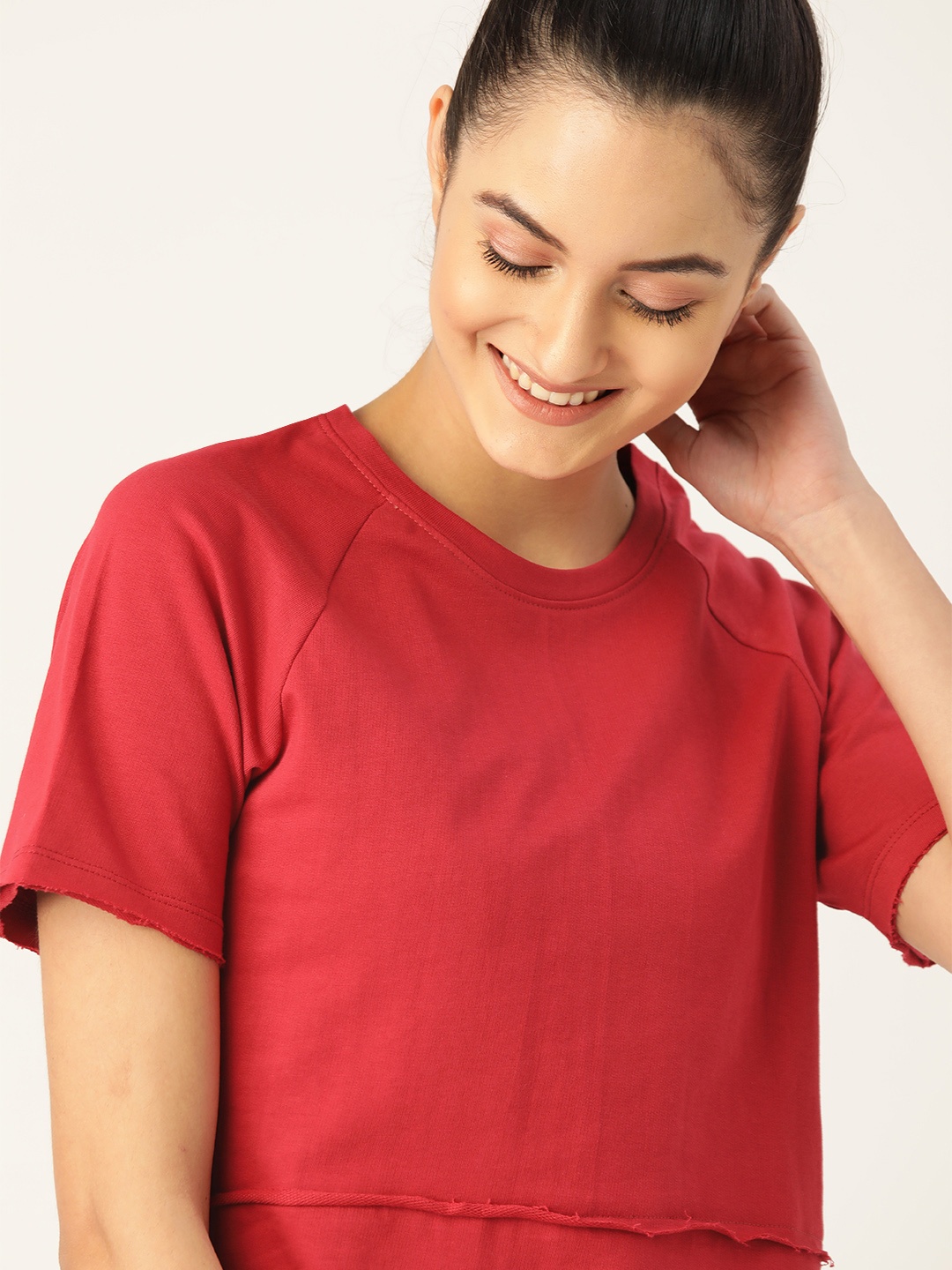 

DressBerry Women Red Solid Round Neck T-shirt