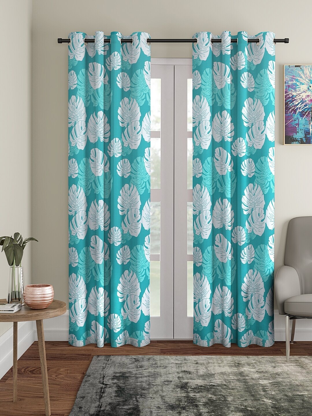 

Cortina Set Of 2 Blue & White Floral Print Long-Door Curtains