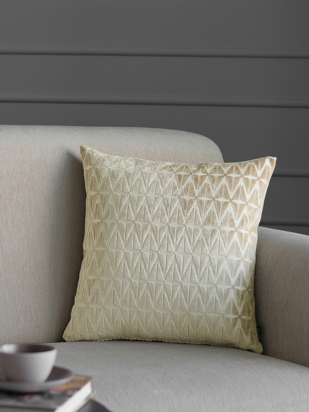 

GM Beige Set of Single Geometric Square Cushion Covers