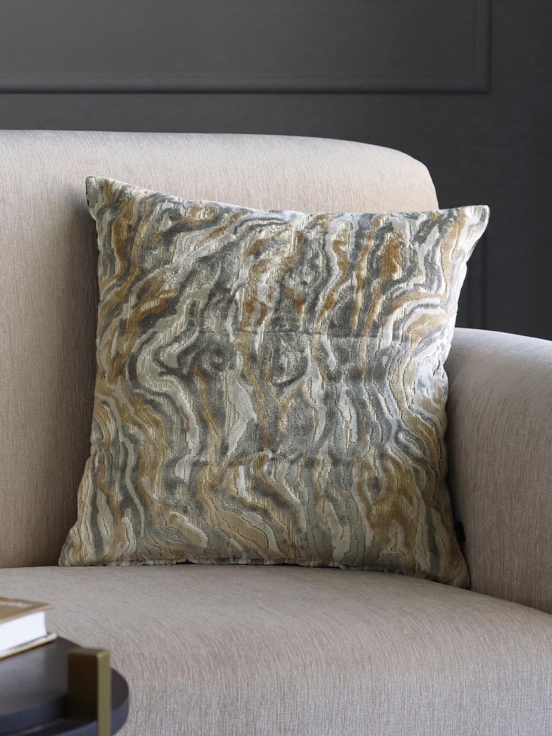 

GM Beige & Grey Single Abstract Square Cushion Cover
