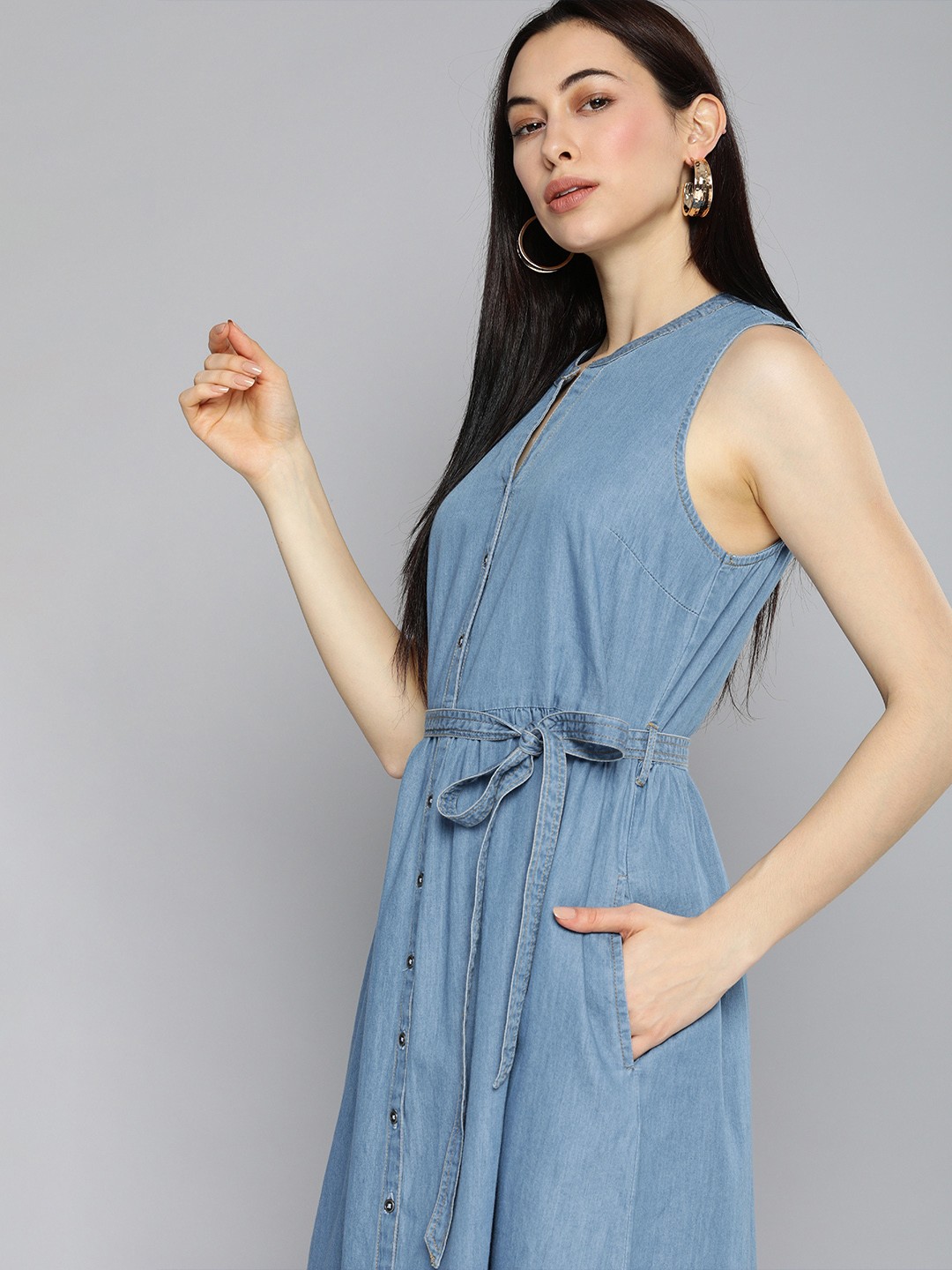 

Chemistry Women Blue Solid Denim Fit and Flare Dress