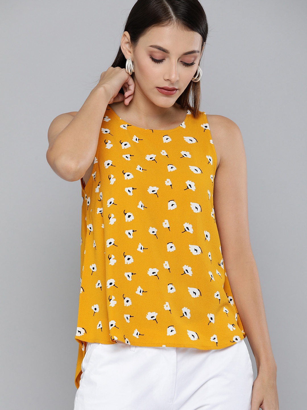 

Chemistry Women Mustard Yellow & White Floral Printed Top