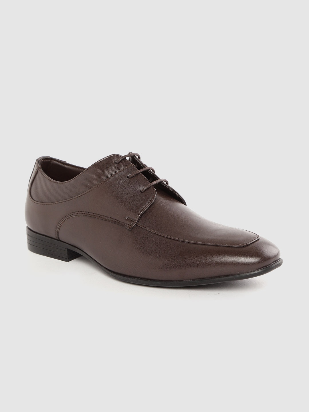 

INVICTUS Men Coffee Brown Solid Formal Derbys