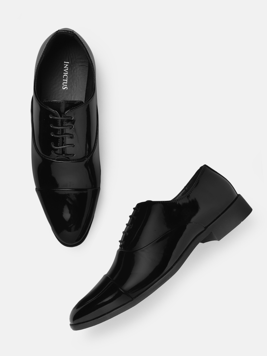 

INVICTUS Men Black Patent Finish Party Oxfords