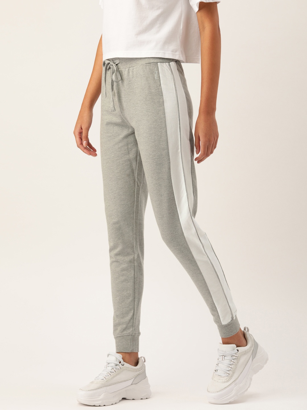 

Flying Machine Women Grey Solid Joggers