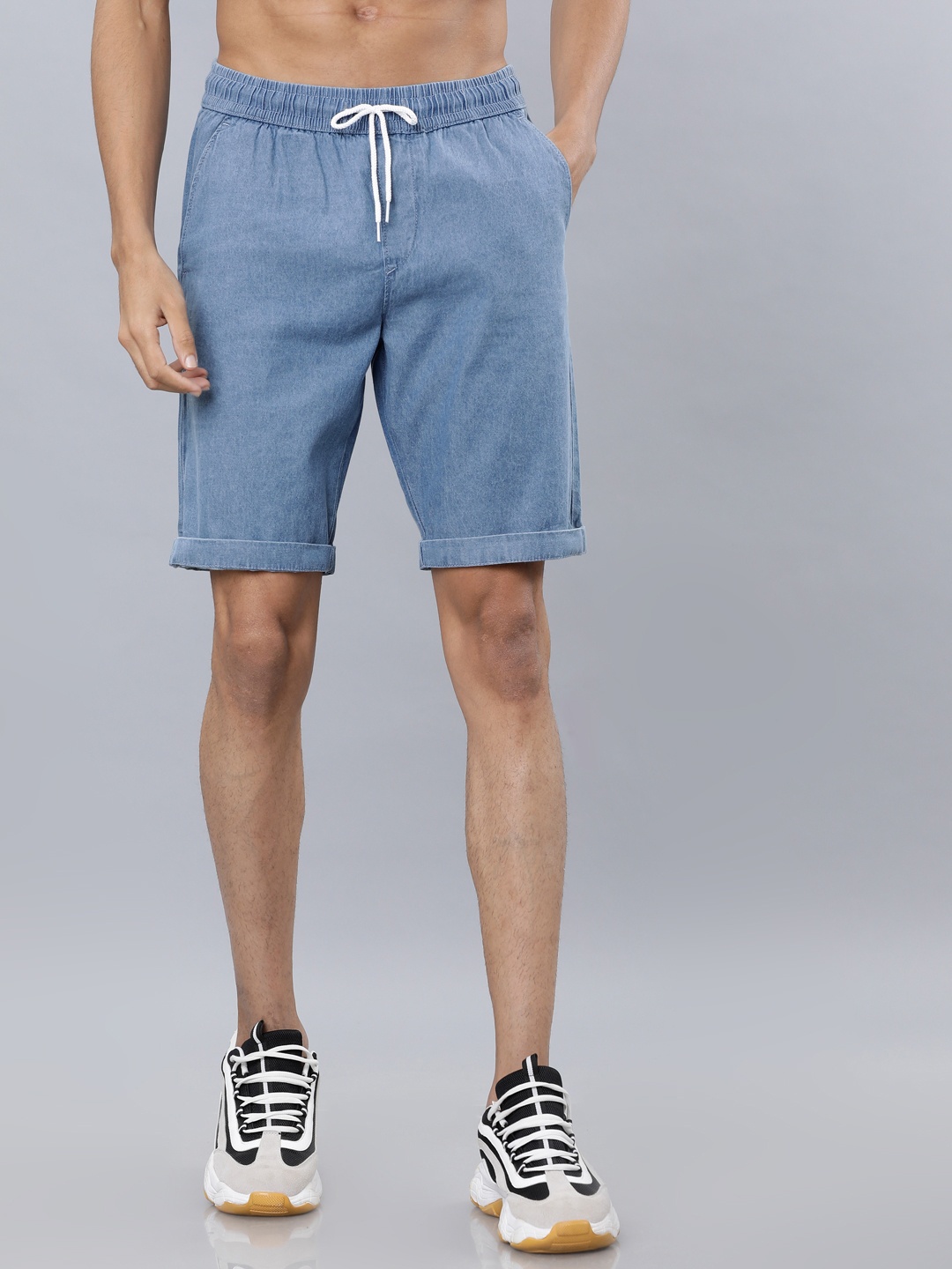 

HIGHLANDER Men Blue Solid Slim Fit Regular Shorts