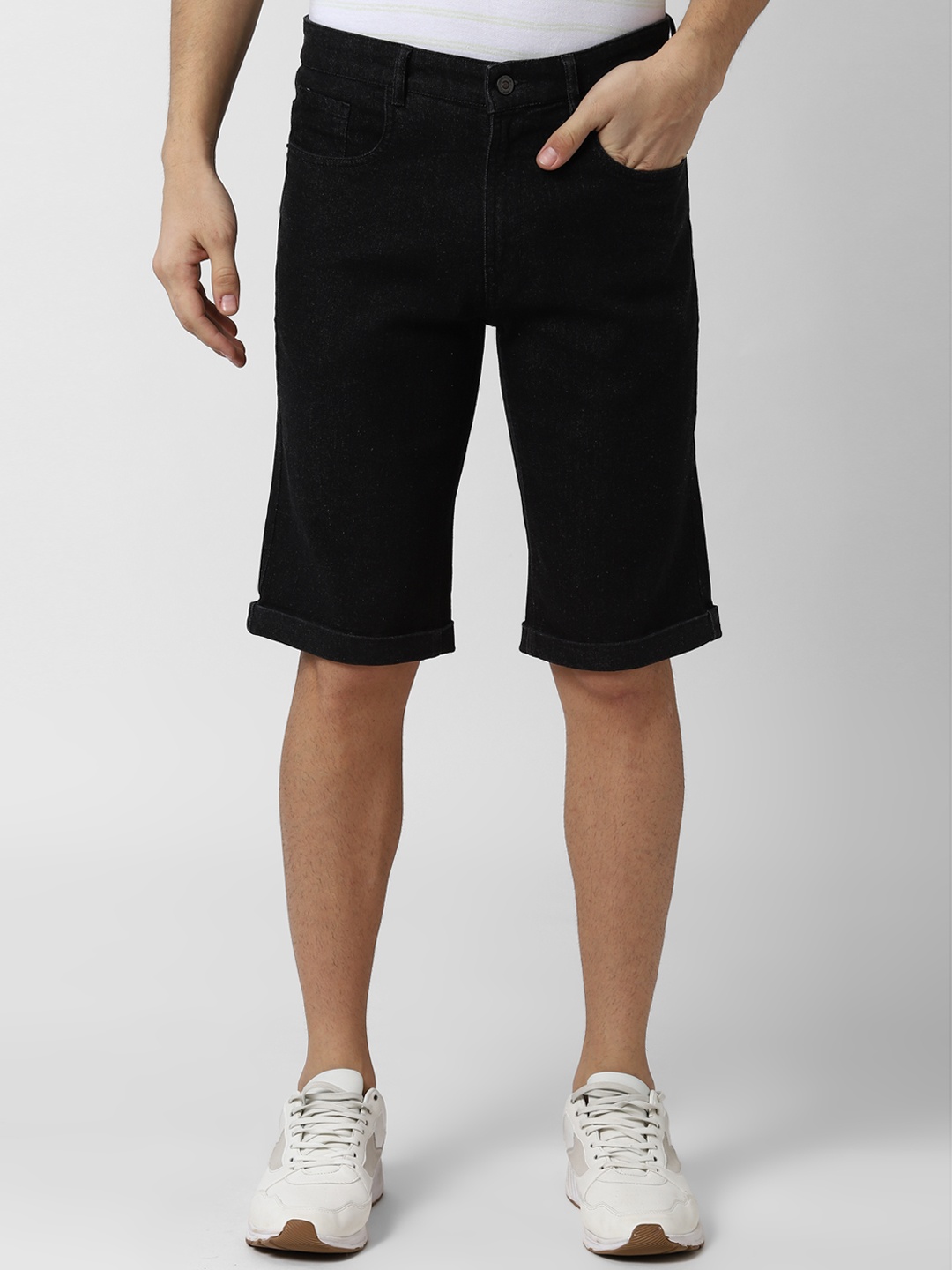 

Peter England Casuals Men Black Solid Regular Fit Regular Shorts